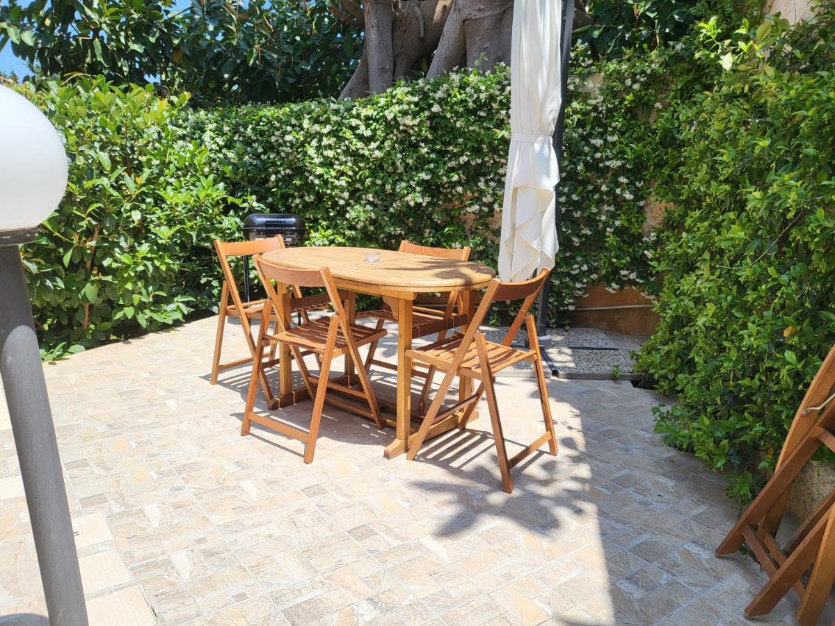 Residenza Don Camillo Villa Mondello Kültér fotó